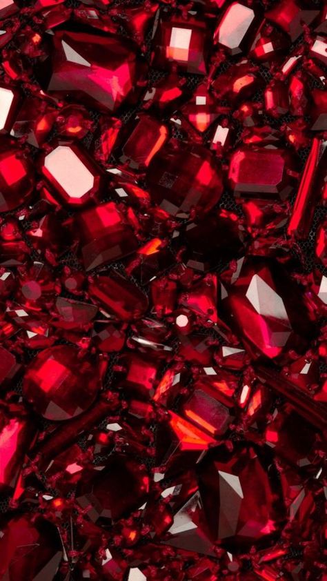 Burgundy Aesthetic, Crystal Aesthetic, Garnet Crystal, Red Wallpaper, Aesthetic Colors, Apple Wallpaper, Background Pictures, Red Crystals, Red Aesthetic