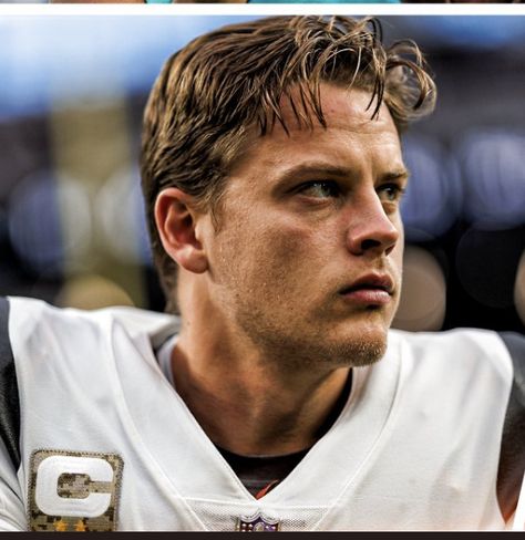 Joe Burrow Facial Hair, Joe Burrow Ohio State, Joey Burrow, Joe Brrrr, Joe Shiesty, Joe Borrow, Football Books, Bengals Football, Joe Burrow