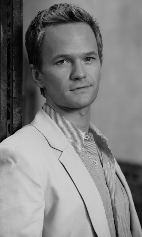 Neal Patrick Harris, Niel Patrick Harris, Neil Patrick Harris Family, Dirk Gently's Holistic Detective Agency, Colin Farrell Black And White, David Burtka, How Met Your Mother, Evelyn Hugo, Neil Patrick