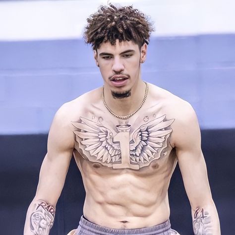 Melo Ball Tattoo, Lamelo Ball Chest Tattoo, Lamelo Ball Tattoo, Chest Tattoos Men, Lamello Ball, Liangelo Ball, Wing Tattoo, Chest Tattoo Men, Leg Tattoo Men