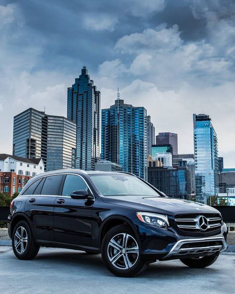 Motor Trend's 2017 SUV of the year: Mercedes-Benz GLC 300 4Matic Best Midsize Suv, Mercedes Benz Suv, Benz Suv, Suv Comparison, Mercedes S550, Toyota Rav4 Hybrid, Mercedes Suv, Best Suv, Mercedes G Wagon