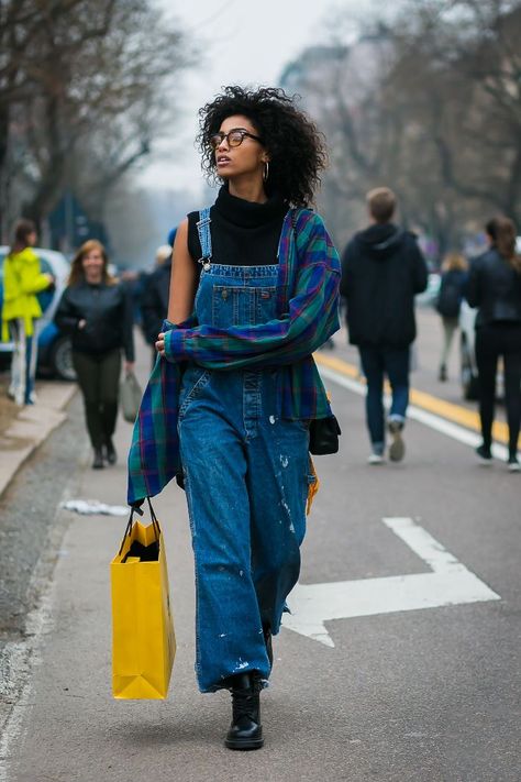 Fall 2000s, Overalls Outfit Winter, Cute Overall Outfits, Costume Cowgirl, Dungaree Outfit, Vestiti In Jeans, Overalls Outfits, Gogo Girl, Style Overalls