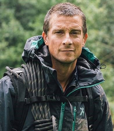 Man Vs Wild, Bear Grylls Survival, Strength Bible, Marine Commandos, Survival Foods, Food Knowledge, 5 A Day, Colored Pictures, Extreme Adventure