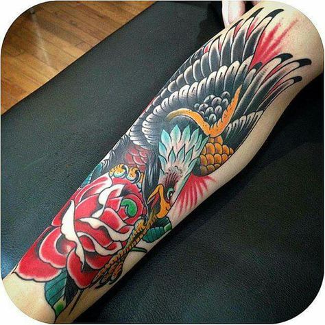 Eagle and red rose #tattoodo Eagle Rose Tattoo, Eagle Tattoos, An Eagle, Hand Tattoo, Tattoo Trends, Rose Tattoo, All Tattoos, I Tattoo, Hand Tattoos