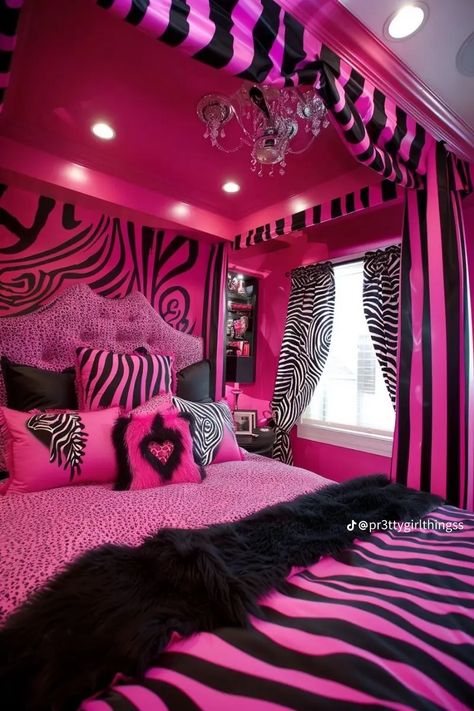 Mcbling Decor, Zebra Bedroom Ideas, 2010s Room, Cama Aesthetic, Mcbling Room, Y2k Room Ideas, Zebra Bathroom, Zebra Bedroom, 2000s Room