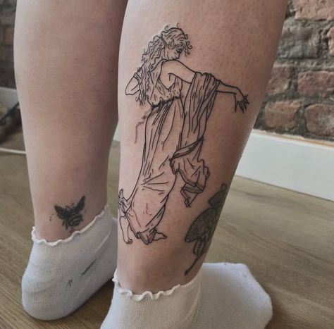 Fem Fatale Tattoo, Eurydice Tattoo, Sappho Tattoo, Art History Tattoo, Thumb Tattoos, History Tattoos, Funky Tattoos, Tattoo Board, Greek Mythology Tattoos