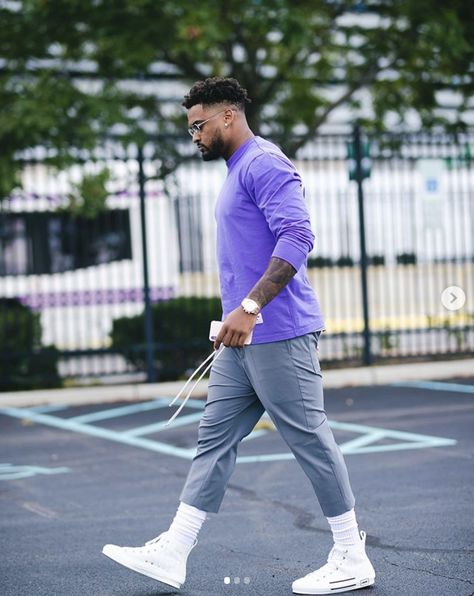 Snapback Outfit, Zapatillas All Star, Rick Owens Shorts, Casual Look For Men, Jamal Adams, Sweatsuit Outfit, Shorts Boots, Converse Outfit, Supreme T Shirt