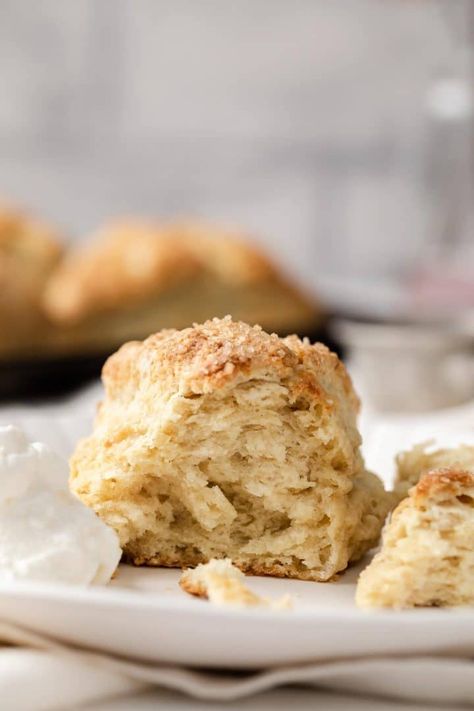 Cardamom Scones, Cardamom Recipe, Breakfast Scones, Vanilla Recipes, Pastry Blender, Scone Recipe, Bakery Recipes, Baking Sweets, Delicious Breakfast