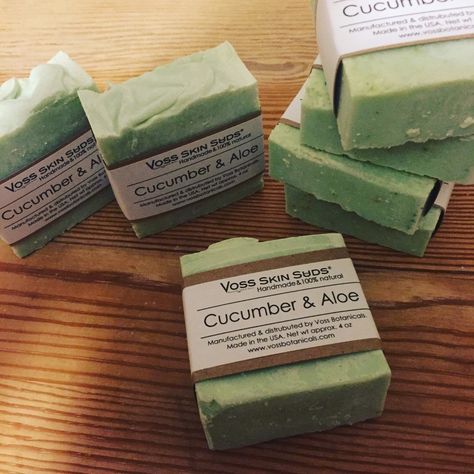 Aloe Benefits, Cucumber Soap, Aloe Soap, Soap Benefits, Natural Dog Shampoo, Handmade Soap Recipes, Shea Body Butter, Palm Oil Free Products, Artisan Soap