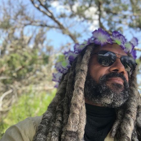 Khary Payton, King Ezekiel, Twd Memes, Melissa Mcbride, Comic Games, Black Culture, Photo Reference, Walking Dead, The Walking Dead