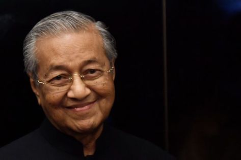 Tun Dr Mahathir, Mahathir Mohamad, Petaling Jaya, April 15, Quick Saves