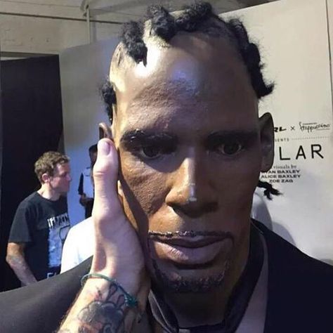 Welcome to Naijahotloaded Blog: R Kelly's wax figure has everyone talking Braids Pictures, R Kelly, Zodiac Funny, Wax Museum, Twitter Quotes Funny, Funny As Hell, Instagram Funny, Funny Relatable Quotes, Instagram Video