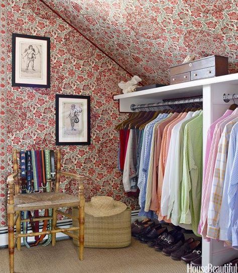 Small Walk In Closet Organization, Closet Wallpaper, Organiser Son Dressing, Small Walk In Closet, Attic Closet, Walking Closet, Slanted Ceiling, Small Closets, Closet Organization Diy