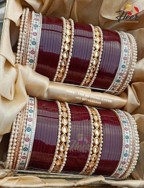 Indian Brides Jewelry, Wedding Jewelry Sets Bridal Jewellery, Bridal Chura, Black Suit Wedding, Kundan Bangles, Wedding Bracelets, Bridal Accessories Jewelry, Bridal Diamond Jewellery, Indian Bridal Dress