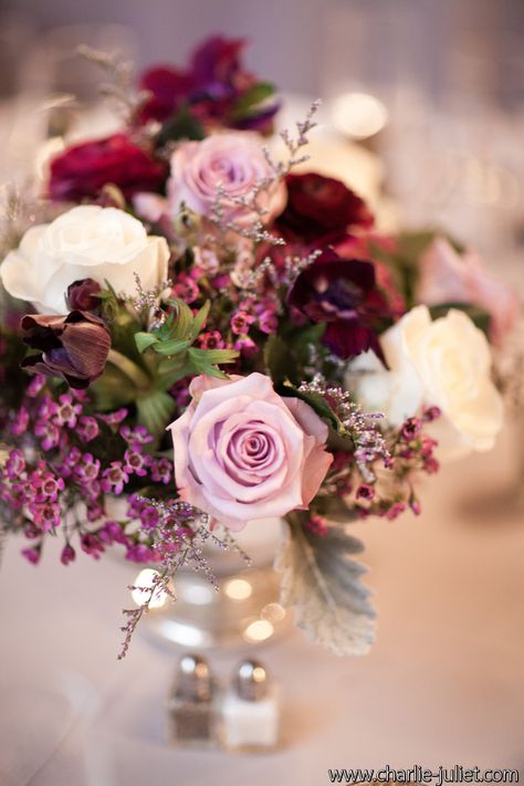 Vintage plum wedding at The Green Building Brooklyn, NY #plumwedding #thegreenbuilding #vintagewedding Plum Wedding Flowers, Burgundy Wedding Flowers, Plum Wedding, Dusty Rose Wedding, Festa Party, Wedding Theme Colors, Deco Floral, Burgundy Wedding, Pink And Red