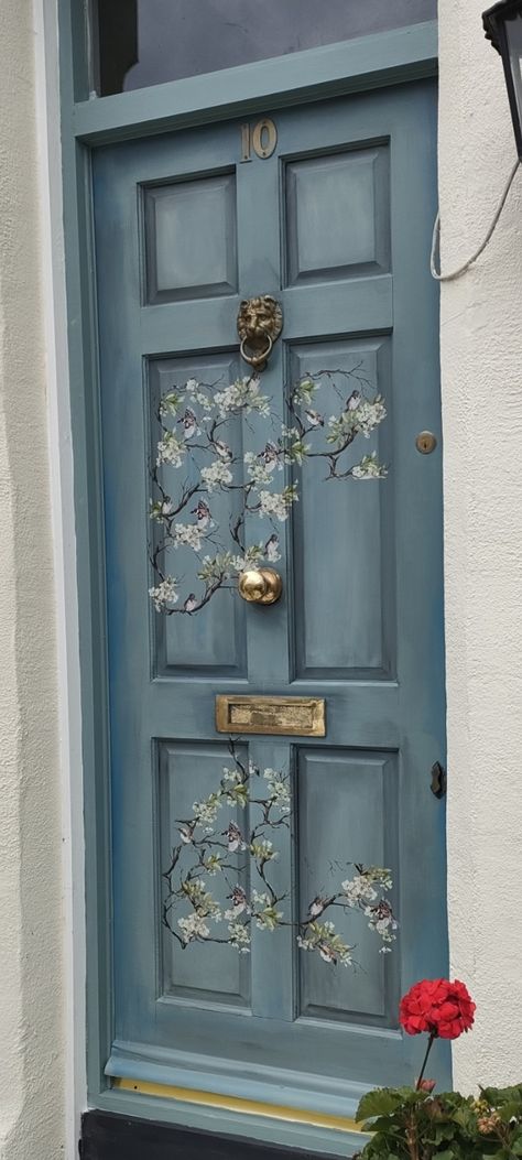 Paint Wooden Doors Interior, Transfers On Front Door, Door Design Art Painting, Painted Door Flowers, Floral Painted Front Door, Painted Indoor Doors Ideas, Mural On Door, Whimsical Front Door, Front Door Stencil Ideas