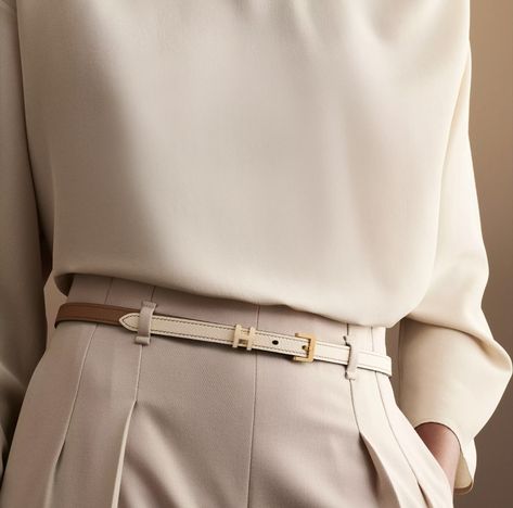 Hermes - Women’s Belt Hermes Belt Women Outfits, Hermes Belt Outfit, Hermes Belt Women, H Belt, Lawyer Fashion, Corporate Wear, Hermes Belt, Style Formal, Minimal Outfit