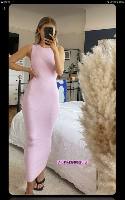 Pink Bodycon Dress Outfit Casual, Pink Bodycon Dress Outfit, Bodycon Dress Outfit Casual, Bodycon Dress Outfit, Dress Outfit Casual, Outfit Pics, Pink Bodycon Dress, Pink Bodycon, Body Con Dress Outfit