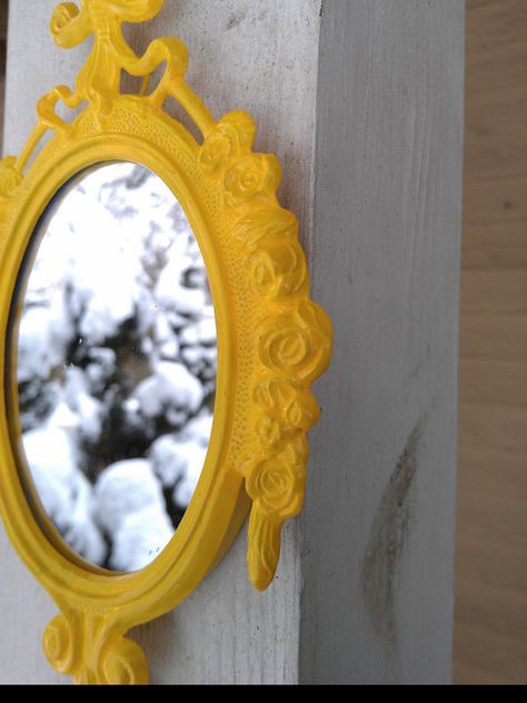 Yellow Mirrors, Yellow Frame, Interior House Colors, Vintage Mirror Wall, Small Mirror, Oval Wall Mirror, Upcycled Home Decor, Clear Glass Vases, Trash To Treasure