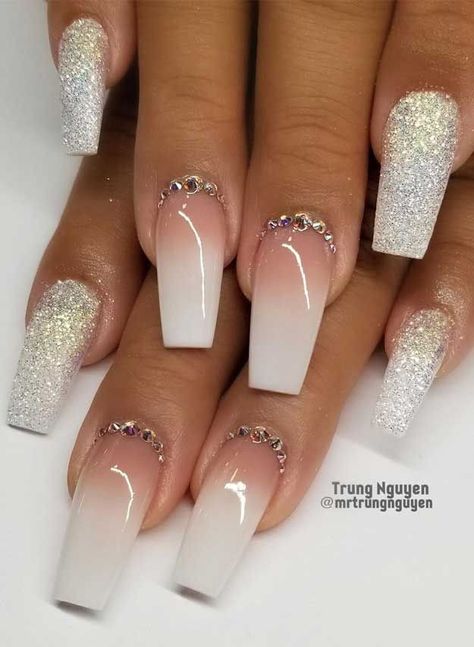 Wedding Nail Art Designs, Silver Acrylic Nails, White Stiletto Nails, Wedding Nail Art, Nails For Bride, Wedding Nails French, White And Silver Nails, Wedding Nails Glitter, White Glitter Nails