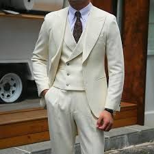 White Groom Suit Wedding, White Tuxedo Wedding Groom, Ivory Groom Suit, Ivory Suits For Men, Groom White Suit, White Groom Suit, Tuxedo For Men Wedding, Groom In White, Wedding Groom Suit