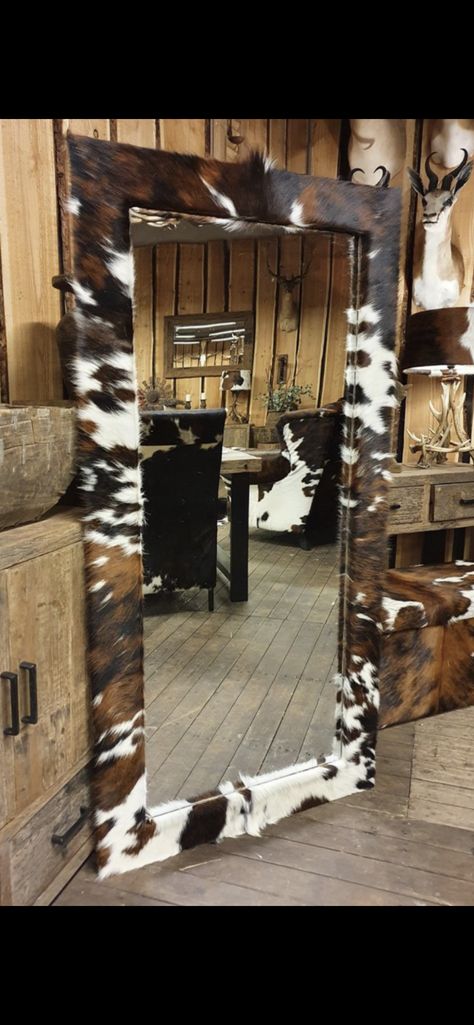 Cowhide Mirror, Western Room Ideas, Cowhide Decor, Western Bedrooms, Country Bedroom Decor, Home Decor Apartment, Ranch House Decor, Western Bedroom Decor, Western Rooms