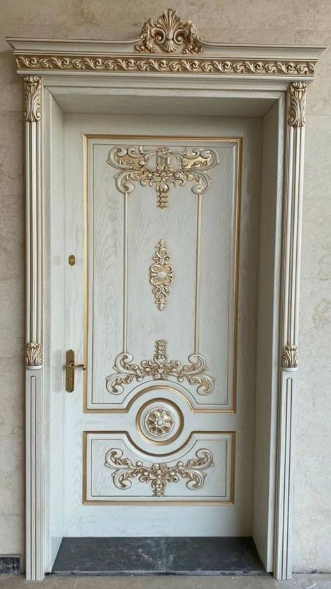 Classic Door Design, Royal Doors, Exterior Door Designs, Door Frame Molding, Flush Door Design, Front Door Design Wood, Elegant Doors, Gold Door, Doors Interior Modern