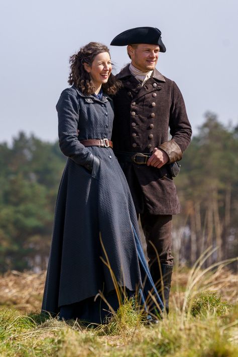 Sassenach | Mentalista Bts Looks, Outlander Artwork, Outlander Season 7, Jamie Fraser Sam Heughan, Sam Heughan Caitriona Balfe, Outlander Casting, Outlander Tv Series, Sam Heughan Outlander, Sam And Cait