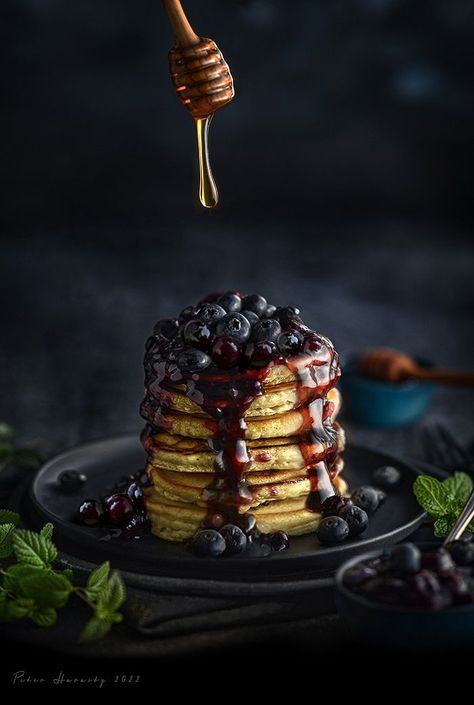 blueberry pancakes dark photography Dark Food, Dark Food Photography, Food Photography Inspiration, Blueberry Pancakes, Breakfast At Tiffanys, Dark Photography, Wedding With Kids, Food Illustrations, Food Styling