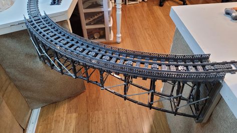 Lego Bridges, Lego Bridge, Lego Track, Toy Train Layouts, Lego Train Tracks, Lego Village, Lego Town, Lego Train, Micro Lego