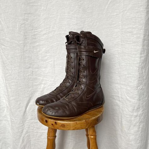 Vintage Prada Sport Boots, Boxing Boots Outfit, Brazil Festival, Boxing Boots, Boxing Shoes, Wrestling Shoes, Shoe Inspo, Boots Brown, Brown Leather Boots