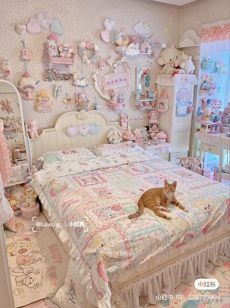 Collectors Shelf Ideas, Pastel Fairycore Room, Princes Rooms, Pastel Room Inspo Aesthetic, Cute Loft Bedroom, Kawaii Core Room, Kawaii Room Decor Diy, Cute Kawaii Bedroom, Kawaii Shelf