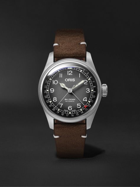 Oris' 'Big Crown Date Pointer' reference is defined by its calendar, which indicates the date using a scale along the perimeter and a pointed hand. Crafted from stainless steel, it's powered by an Oris 754 movement and has a tonal-grey dial and brown strap, the palette of which is inspired by the Alps. That strap and accompanying pouch are produced in collaboration with Cervo Volante, an initiative that uses low-impact artisanal techniques to transform hides discarded from red deer hunting into… Mens Watches Classy, Oris Big Crown, Windsor Knot, Oris Watches, Big Crown, Panerai Luminor, Luxury Watch Brands, G Shock Watches, Red Deer