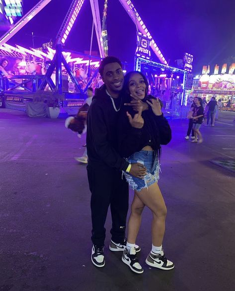 Black Couple Outfits, Boyfriends Birthday Ideas, Mood With Bae, Bwwm Couples, Cute Couples Texts, Fair Outfits, Relatable Crush Posts, Cute Couple Outfits, Couples Vibe