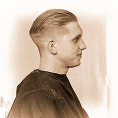 German Haircut, 40s Silhouette, Empire Hair, Slick Back Haircut, Ulzzang Hair, Short Bob Cuts, Middle Part Hairstyles, Mens Hairstyles Medium, Haircut Men