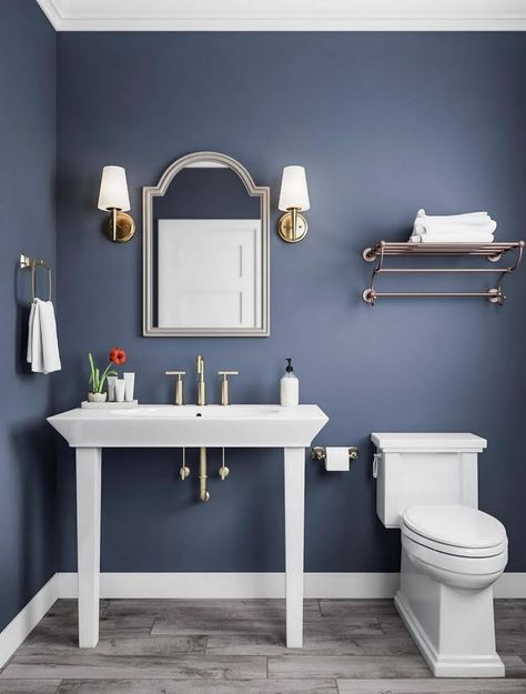 Blue Bathroom Walls, Bathroom Wall Colors, Makeover Kamar Mandi, Herringbone Floors, Blue Bathroom Decor, Bathroom Paint, Console Sink, Bathroom Walls, Small Bathroom Design