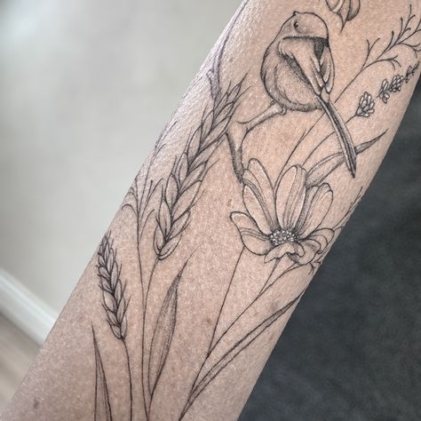 Long tailed tit birds with a wild flowers tattoo. Love this so much 🤍🤍🤍 #tattoos #tattoouk #tattooart #botanicaltattoo #birdtattoo #finelinetattoo #newcastletattoo #northumberland #northumberlandtattoo Wild Flowers Tattoo, Tattoo Uk, Wildflower Tattoo, Botanical Tattoo, Fine Line Tattoos, Birds Tattoo, Flower Tattoos, Tattoo Artists, Art Tattoo