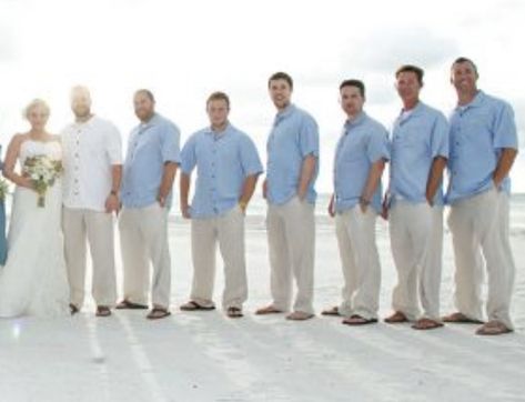 Beach Wedding Party Attire, Campsite Wedding, Mens Beach Wedding Attire, Beach Wedding Groomsmen, Beach Wedding Groom, Beach Wedding Attire, Groomsmen Outfits, Green Beach, Dapper Style