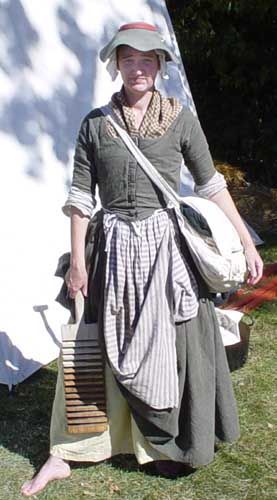 Guidelines for Campfollowers. Article and advice for women reenactors. Also has a link for the history of campfollowers in 1755. 18th Century Camp Followers, 1700s Peasant Dress, 18th Century Reenactment, 18th Century Working Class Clothing, 1700s Costume, 18th Century Working Woman, 18th Century Peasant, 1770s Dress, Colonial Fashion