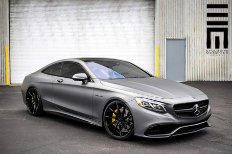 Stealthy Matte Grey Mercedes-Benz S63 AMG Coupe Mercedes Sports Car, Mercedes Sport, Mercedes Auto, Mercedes S63, Mercedes Benz S, Mercedes Car, Benz S Class, Mercedes Benz Cars, Benz Car