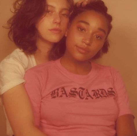 Interracial Wlw, Want A Girlfriend, Interacial Couples, Woman Loving Woman, Gay Aesthetic, Girlfriend Goals, Black Love Couples, Interracial Couples, Jan 17