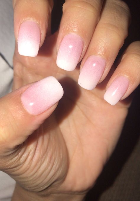 Pink and white ombré with dip powder Umbrae Dip Nails, Pink And White Ombré Dip Nails, Dip Powder Nails Pink And White, Two Tone Dip Powder Nails, Hombre Nails Ombre Pink And White, Short Acrylic Nails Designs Squoval, Pink And White Dip Powder Nails, Manicure Nail Colors, Powder Dip Manicure