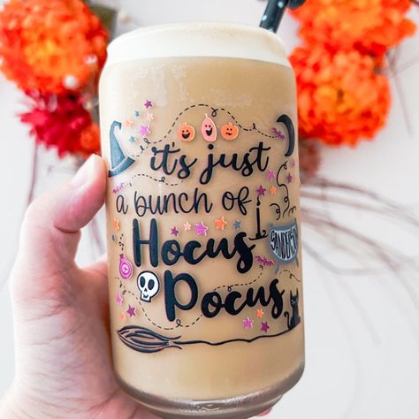 Hocus Pocus Disney Halloween Iced Coffee Cup Sanderson Sisters Halloween Tumbler, Halloween Can-shaped glass, Lid and Straw, 16 oz Glass Can Iced Coffee Gifts, Halloween At Home, Hocus Pocus Disney, Disney Halloween Parties, Disney Drinks, Tumbler Halloween, Halloween Cans, Mickey Balloons, Potion Bottles