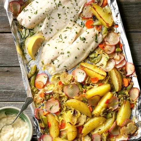 Tilapia And Veggies, Beet Soup Recipes, Tarragon Recipes, Spring Veggies, Sheet Pan Suppers, Classic French Dishes, One Pan Dinner, Vegetable Medley, Dinners To Make