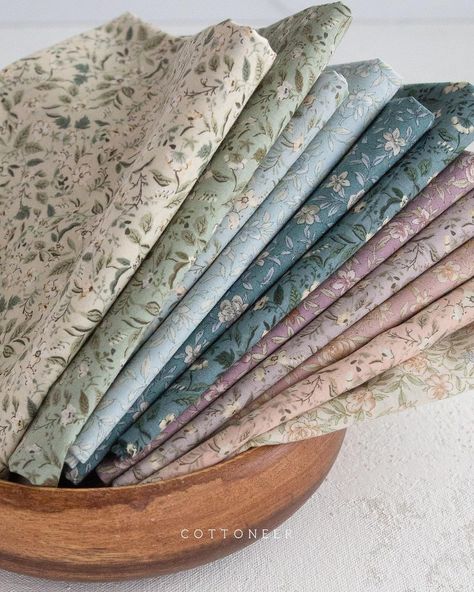 Cotton Lawn Fabric, Contemporary Pillows, Lawn Fabric, Aesthetic Photography Nature, Fabric Bundle, Modern Fabric, Soft Hand, Fat Quarters, Quilt Sewing