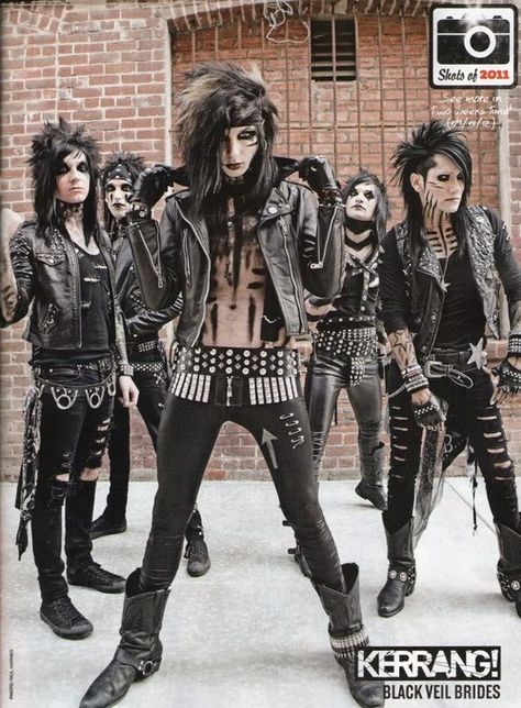 Black Veil Brides Grunge Style Outfits, Vail Bride, We Are The Fallen, Jake Pitts, Ashley Purdy, Skater Outfits, I Am Human, Andy Black, Falling In Reverse