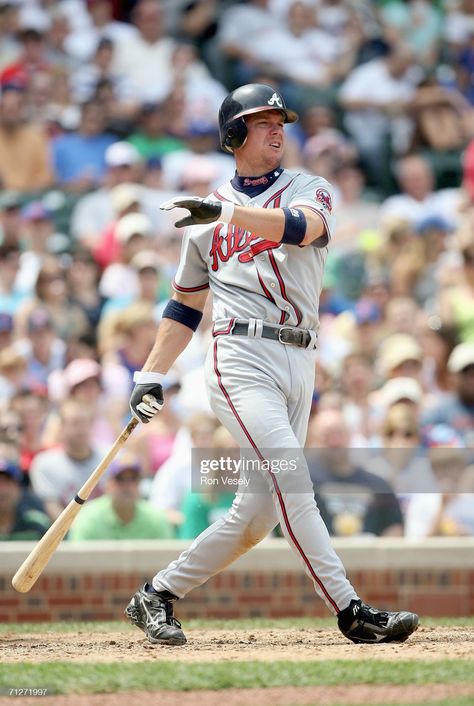 Chipper Jones of the Atlanta Braves swings at a pitch during the game... News Photo - Getty Images Chipper Jones, Wrigley Field, Brave Girl, Chicago Illinois, Atlanta Braves, Chicago Cubs, The Game, Illinois, Mlb