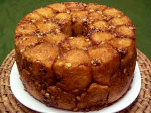 Hungarian Coffee Cake - "the taste of paradise" indeed. Pull Apart Loaf, Portuguese Sweet Bread, Hungarian Desserts, Hungarian Cuisine, Croatian Recipes, Hungarian Recipes, Coffee Cake Recipes, Monkey Bread, Polish Recipes