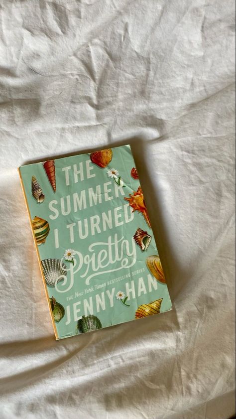 tsitp| books to read| books inspo| summer inspo| summer| summer goals| summer bucket list| summer reading| preppy| coconut girl| coastal granddaughter Preppy Coconut Girl, Belly Jeremiah, Summer I Turned Pretty Book, Cam Cameron, Belly Conrad, Belly Conklin, Conrad Fisher, Jeremiah Fisher, The Summer I Turned Pretty