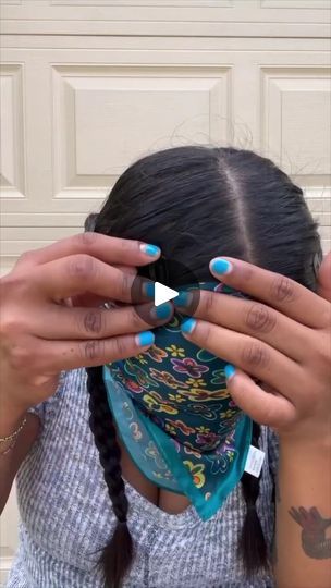 28K views · 326 reactions | Bandana lovers.. this is for you! 👀 Say goodbye to slipping and sliding hair accessories with these 2 genius hacks! From a quick hair pin trick to a headband hack, these tips will keep your bandana or scarf perfectly in place, no matter the adventure! 🙌 | Upstyle with Hometalk | Upstyle with Hometalk · Original audio How To Keep Bandana From Slipping, Headband Hack, How To Tie Bandana, Quick Hair, Bandana Hairstyles, Quick Hairstyles, Hair Pin, Say Goodbye, Hair Pins